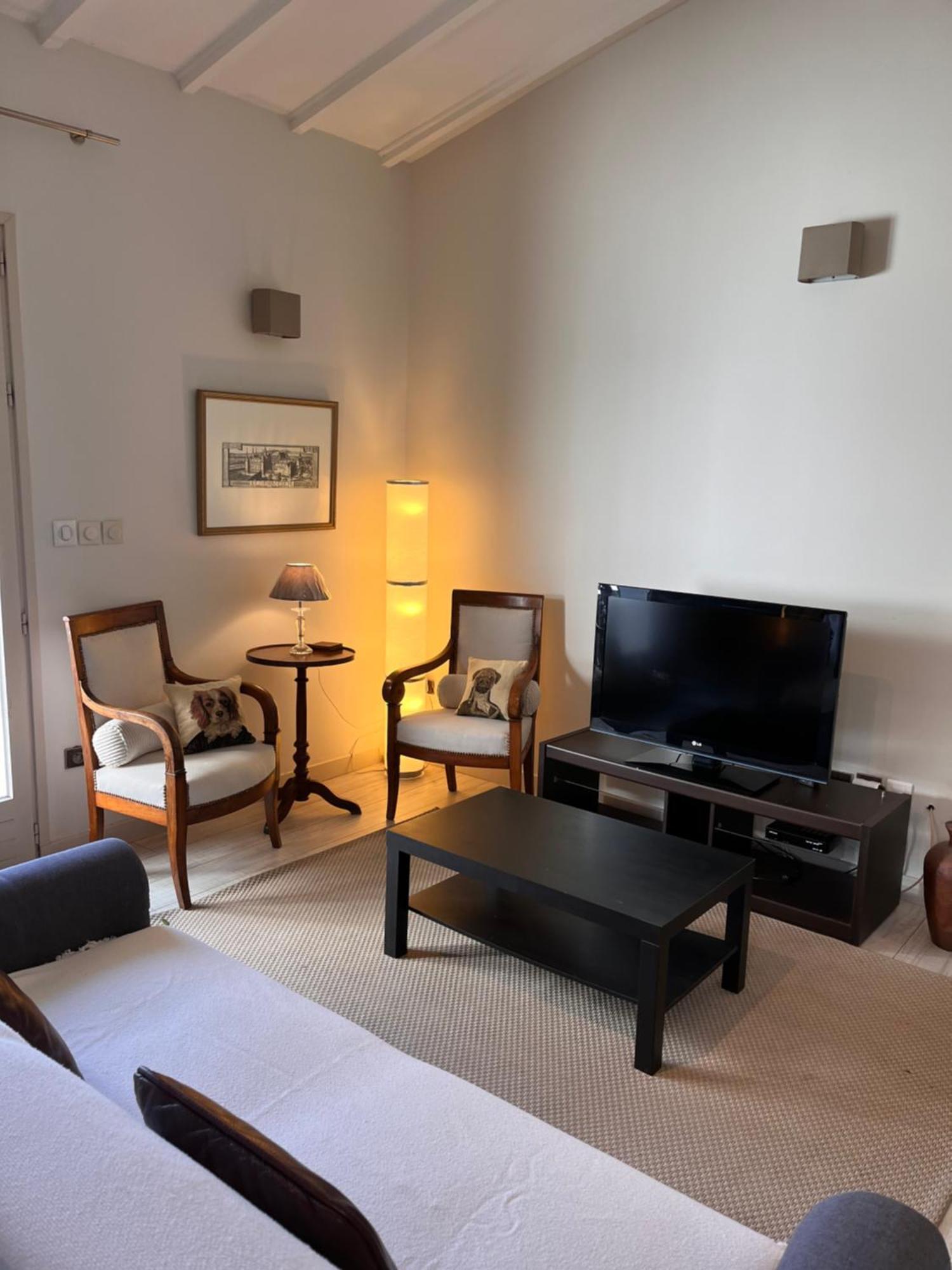 Charmant Petit Appartement Avec Sa Terrasse Privee Bayonne Buitenkant foto